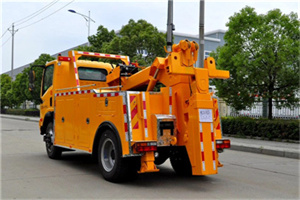 襄城高速路拖车费